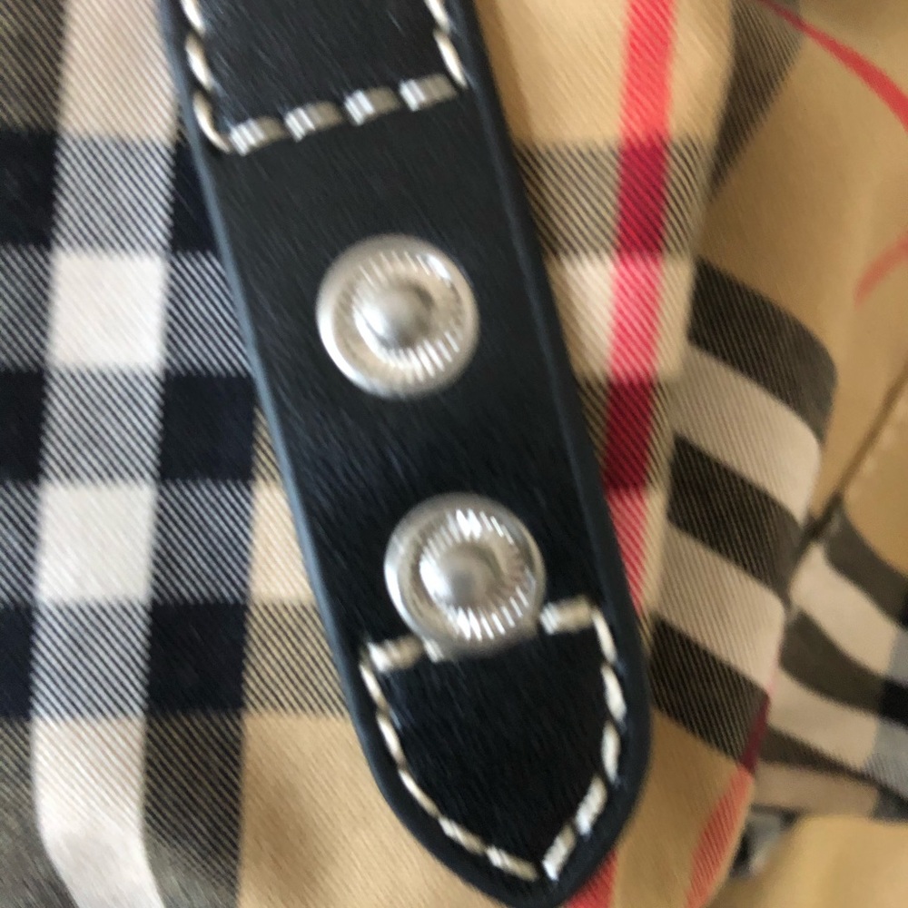 $1️⃣1️⃣7️⃣5️⃣ Burberry Backpack - Picture 10 of 16